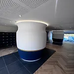 Luxueux Climatise Avec Piscine & Parking