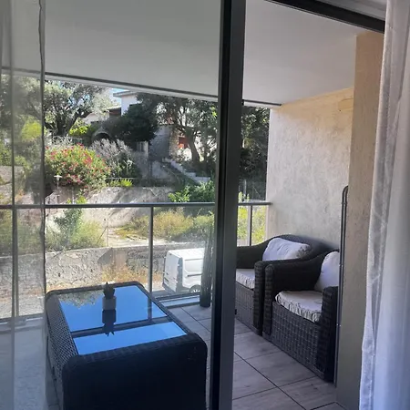 Apartman Luxueux Climatise Avec Piscine & Parking Saint-Laurent-du-Var